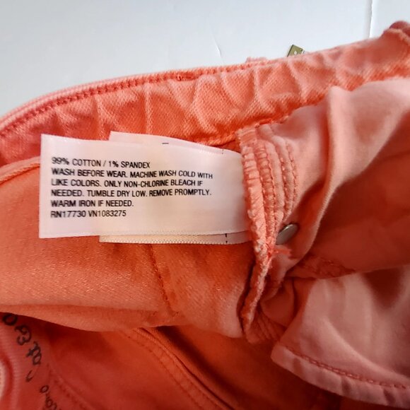 Cat & Jack Coral Orange Womens Size  XL (14) High-Rise Frayed Hem Denim Shorts - Picture 11 of 11